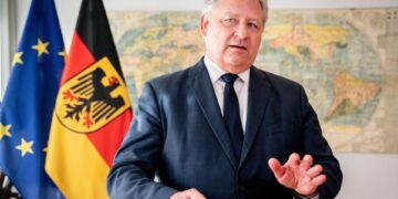 Bruno Kahl, presidente del Servicio Federal de Inteligencia alemán, fue entrevistado.