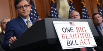 Venta de América: los peligros ocultos de la 'Big Big Beautiful Bill'