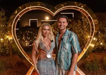 ¿Es el Casey de Love Island regresando a la villa después de la separación de Gabby?