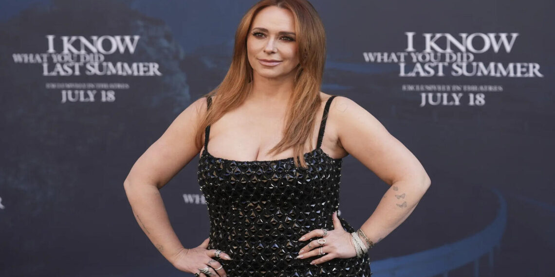 Actriz Jennifer Love