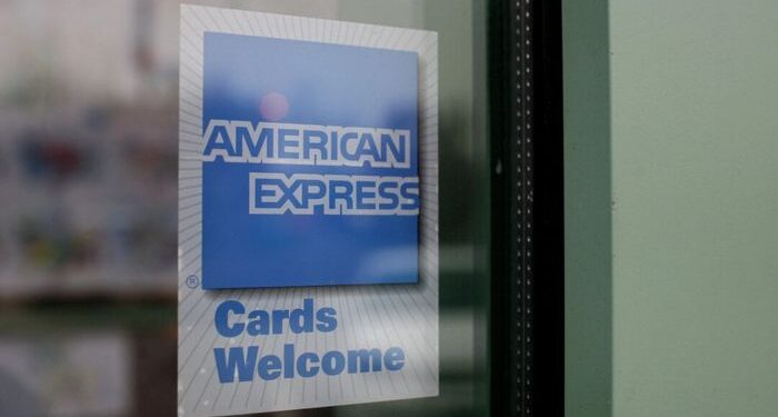 American Express llega a los ingresos récord a medida que aumenta los gastos de los miembros de la tarjeta
