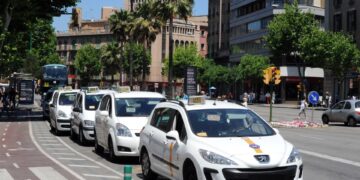 Taxis esperando en Palma de Mallorca.