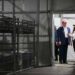 Donald Trump recorre una cárcel migrante, doblada "Alligator Alcatraz," Ubicado en el sitio del aeropuerto de capacitación y transición de Dade-Collier en OchoPee, Florida, el 1 de julio de 2025.