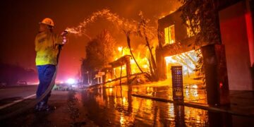 California Utility Company ofrece una compensación directa a las víctimas del incendio de Eaton en medio de demandas, investigación