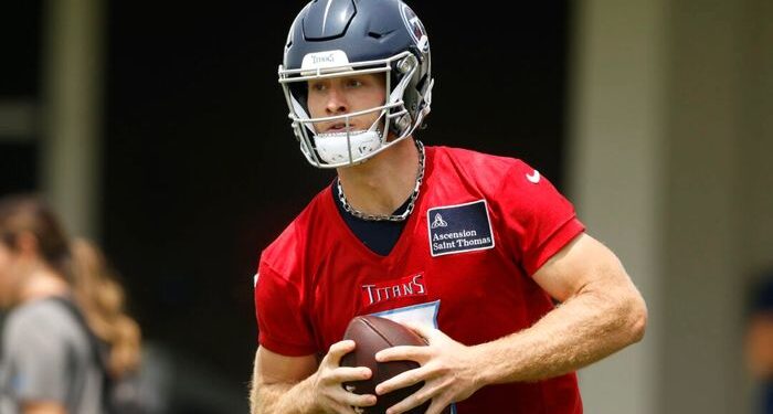 Cómo el quarterback la cirugía de Levis impacta los planes de los titanes