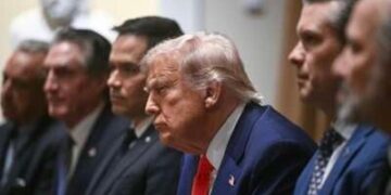 El DOJ apunta al juez federal por decir que Trump podría causar una "crisis constitucional"