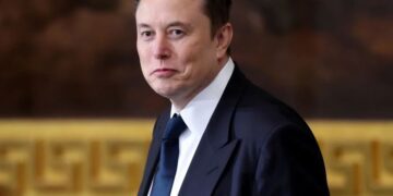 El Secretario del Tesoro responde a la intención de Musk de formar 'America Party'