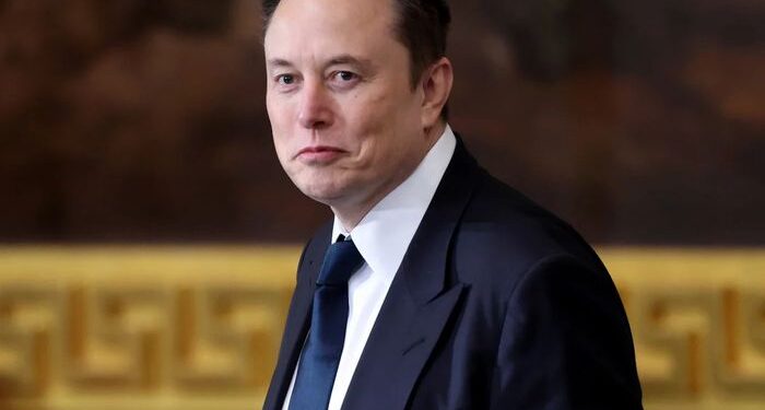 El Secretario del Tesoro responde a la intención de Musk de formar 'America Party'