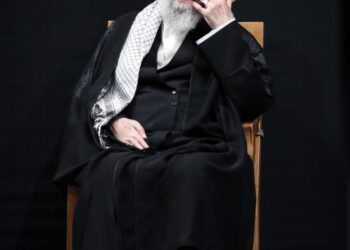 Ayatolá Ali Khamenei en una ceremonia de duelo.