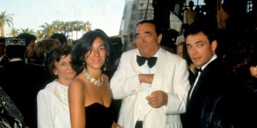 Robert Maxwell con su esposa Elizabeth, su hijo Ian y su hija Ghislaine.