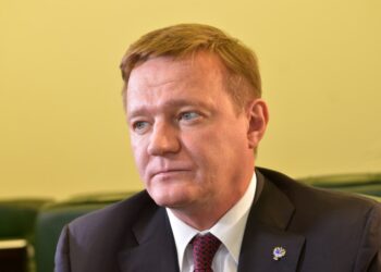 Foto de Roman Starvoit, ministro de transporte ruso.