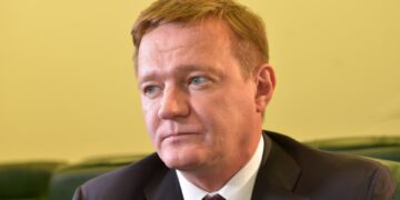 Foto de Roman Starvoit, ministro de transporte ruso.