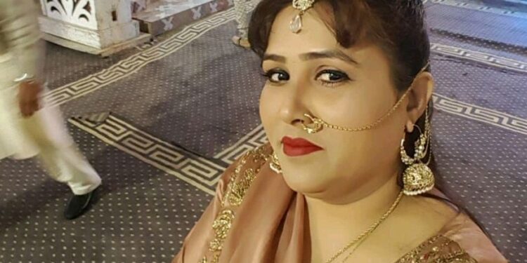 Foto de Sumaira Rajput, una estrella de Tiktok.