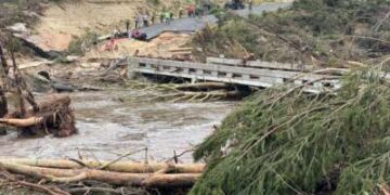 El Cade Loop off Texas State Highway 39 se muestra en Ingram, Texas, el 5 de julio de 2025.