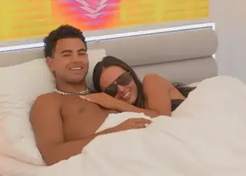 Hookup de la isla de amor impactante Casa