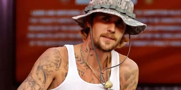 Justin Bieber Swag Álbum Tease Sparks Fan Excitement