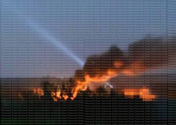 Segunda de los estudios de una huelga de misiles rusos en Lviv, Ucrania.