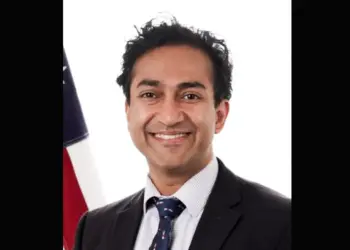 El Dr. Vinay Prasad, director del Centro de Evaluación e Investigación de la Administración de Alimentos y Medicamentos, en una fotografía sin fecha. (FDA a través de la época)