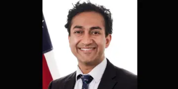 El Dr. Vinay Prasad, director del Centro de Evaluación e Investigación de la Administración de Alimentos y Medicamentos, en una fotografía sin fecha. (FDA a través de la época)