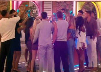 Love Island UK 2025 Fanks Doubting Shocks Duming Fans