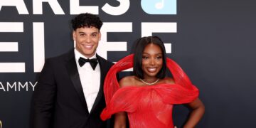 Love Island USA's Jana y Kenny se rompen en medio de drama