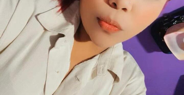 Selfie de primer plano de Keyla Andreina González Mercado.