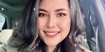 Mujer arrestada por chantajando monjes budistas.