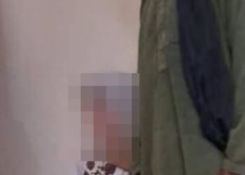 Una niña de seis años y un hombre de 45 años.