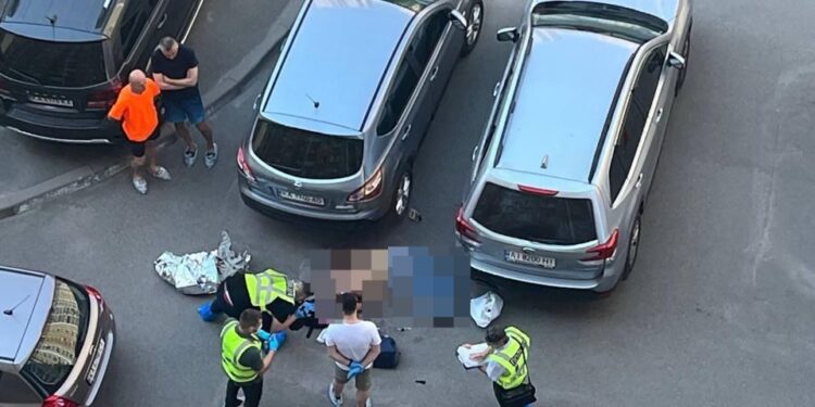 El coronel de SBU Ivan Voronych, de 50 años, fue asesinado a tiros por un asesino enmascarado en Kiev