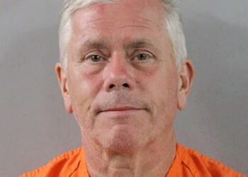 Mugshot de Mark Gibbon, arrestada por intento de asesinato.