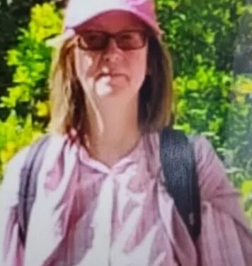 Póster de persona desaparecida para Michele Ann Joy Bourda.