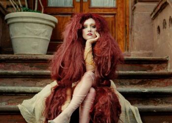 Chappell Roan revela la angustia detrás de la canción exitosa "El metro"