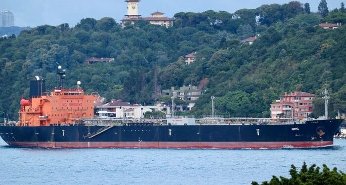 EE. UU. Hits Iranian Shipping Network con importantes sanciones nuevas