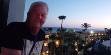 Leslie Green de vacaciones en las Islas Canarias.