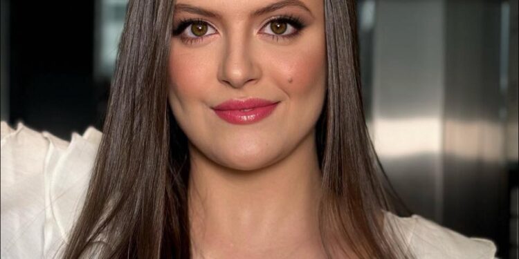 Retrato de Letficia Paul.