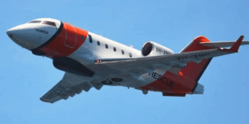 Aviones de búsqueda de la Autoridad de Seguridad Marítima Australiana en vuelo.