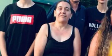 Foto de una familia británica que murió en un accidente automovilístico.