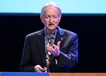 'Godfather of Ai' advierte que las máquinas superinteligentes podrían reemplazar a la humanidad