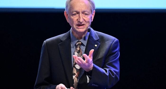 'Godfather of Ai' advierte que las máquinas superinteligentes podrían reemplazar a la humanidad