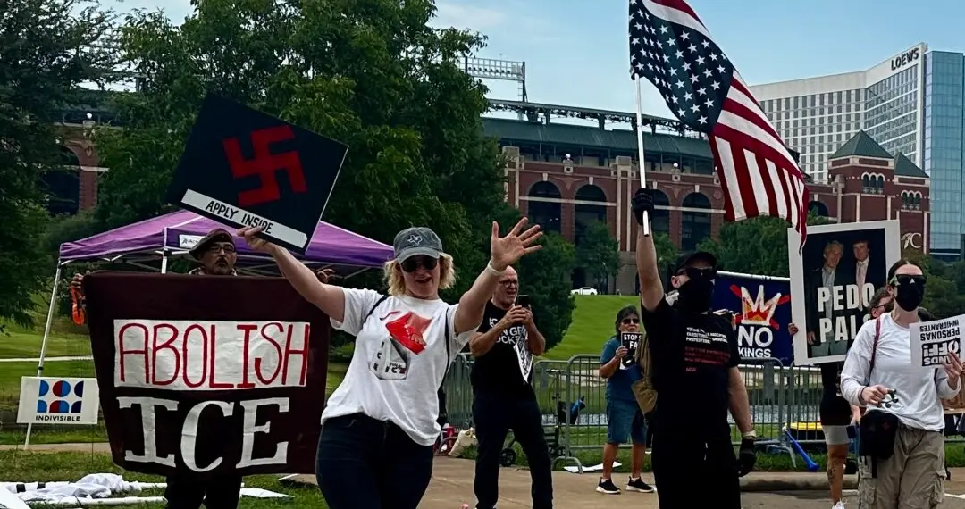 Ice Jobs Fair atrae a cientos de solicitantes en Texas