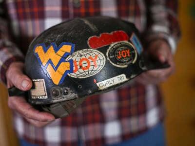 La EPA de Trump retrasó las salvaguardas de la contaminación por delante de la explosión mortal de acero de EE. UU.