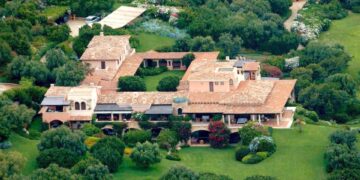 Vista aérea de la Villa Certosa de Silvio Berlusconi en Sardinia.
