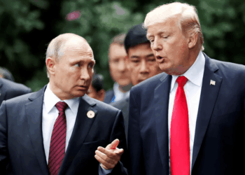Putin y Trump en conversación.