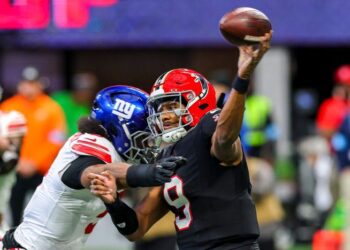 Los Falcons se comprometen $ 30 millones para proteger el QB Michael Penix Jr.