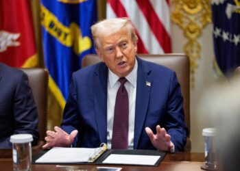 Donald Trump en una reunión del gabinete.