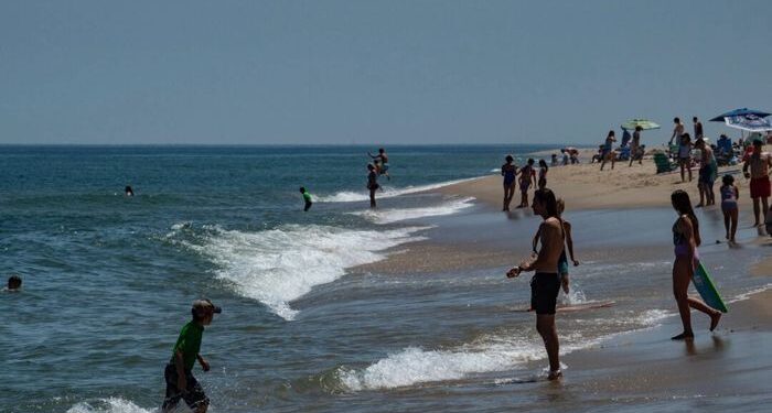 Los funcionarios de salud de Massachusetts emiten advertencia sobre las bacterias 'comer carne'