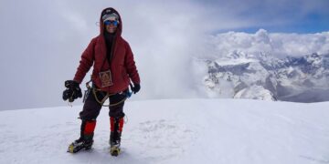 Natalia Nagovitsina en el pico Korzhenevskaya.