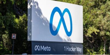 Los senadores piden sondear a Meta tras informe de noticias sobre las conversaciones de IA con niños