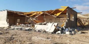 Casi todas las casas en Mu'arrajat han sido demolidas completamente o parcialmente.