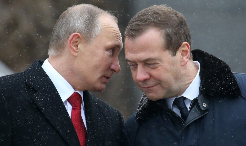 Vladimir Putin y Dmitry Medvedev.